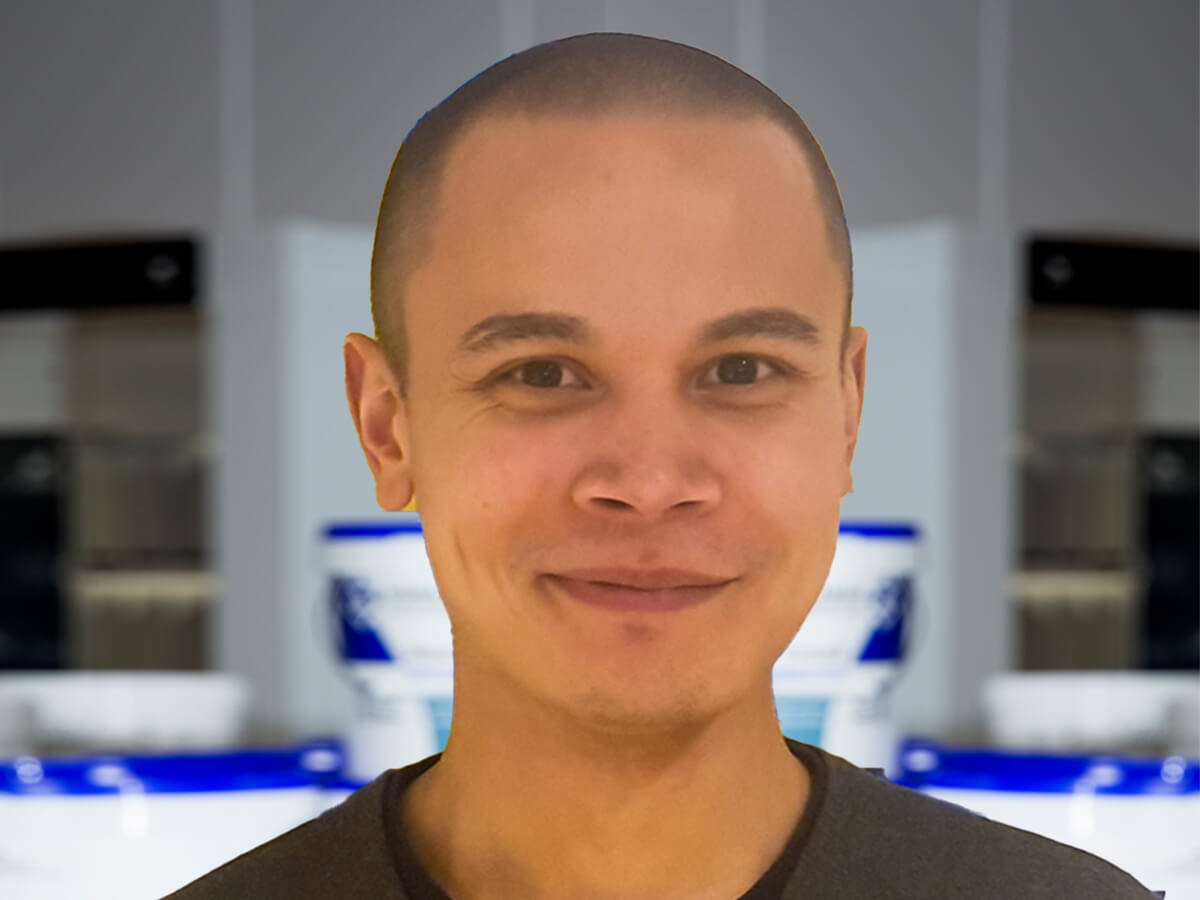 Färgprodukter välkomnar Eric